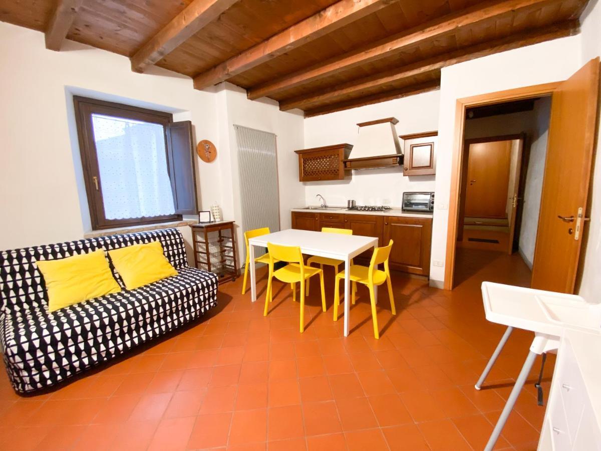 Casa Vacanze Di Arlecchino San Giovanni Bianco Luaran gambar